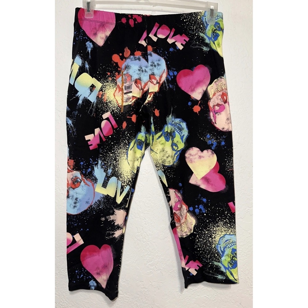 No Boundaries Womens Capri Leggings Skulls Hearts Love Multi Color Large 11-13